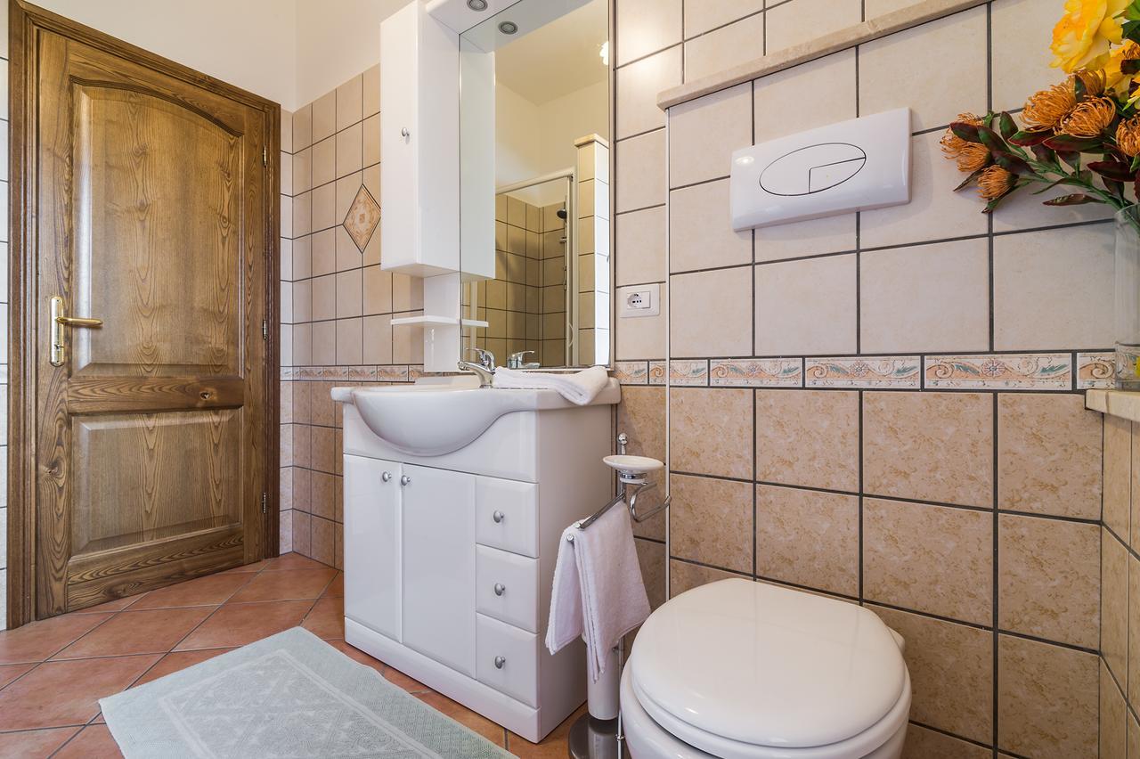 Casa Giovanni Cala Gonone Eksteriør bilde